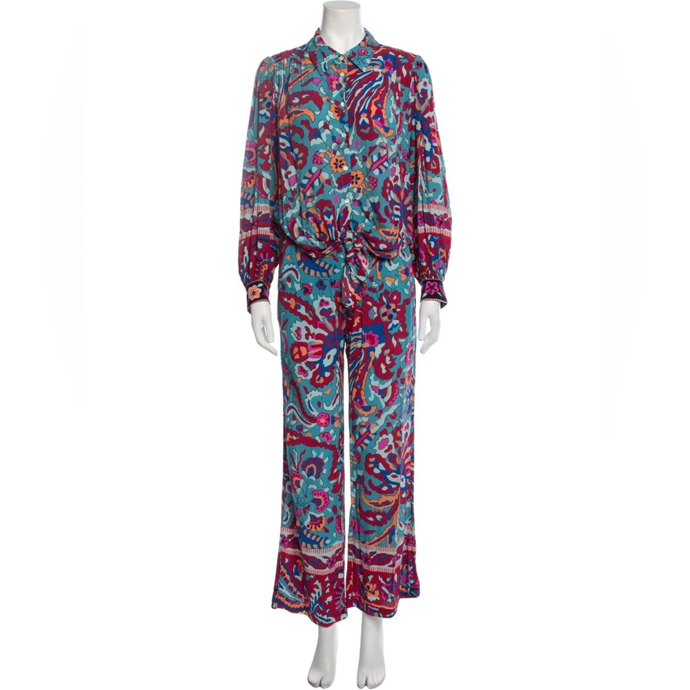 2 piece Cupcakes & Cashmere Red and Blue Floral‎ Top and Pants - Picture 4 of 14